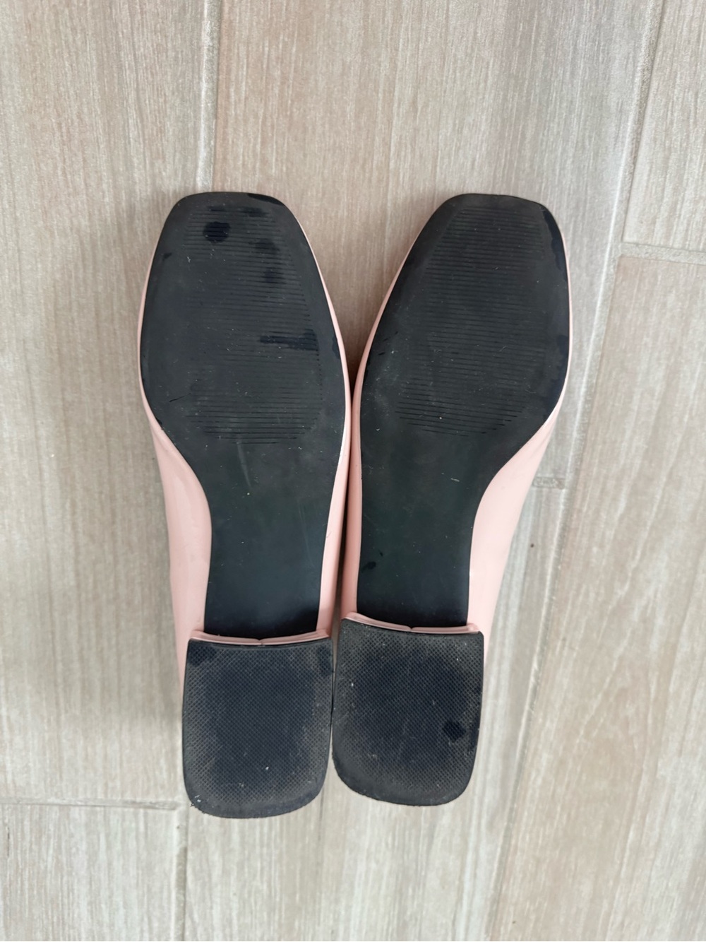 Madden Girl Blush Pink Patent Bow Ballet Flats, size 7.5. - Picture 4 of 5